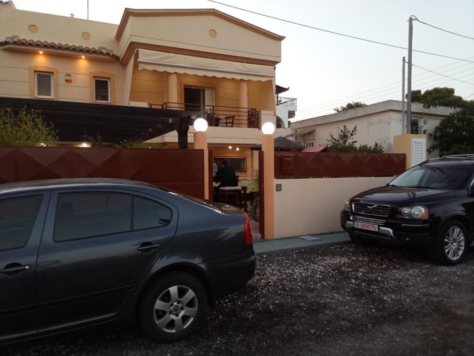 Villa Avatos - Near To The Port Of Rafina And The Airport Of Athens Agios Spyridon  Екстер'єр фото