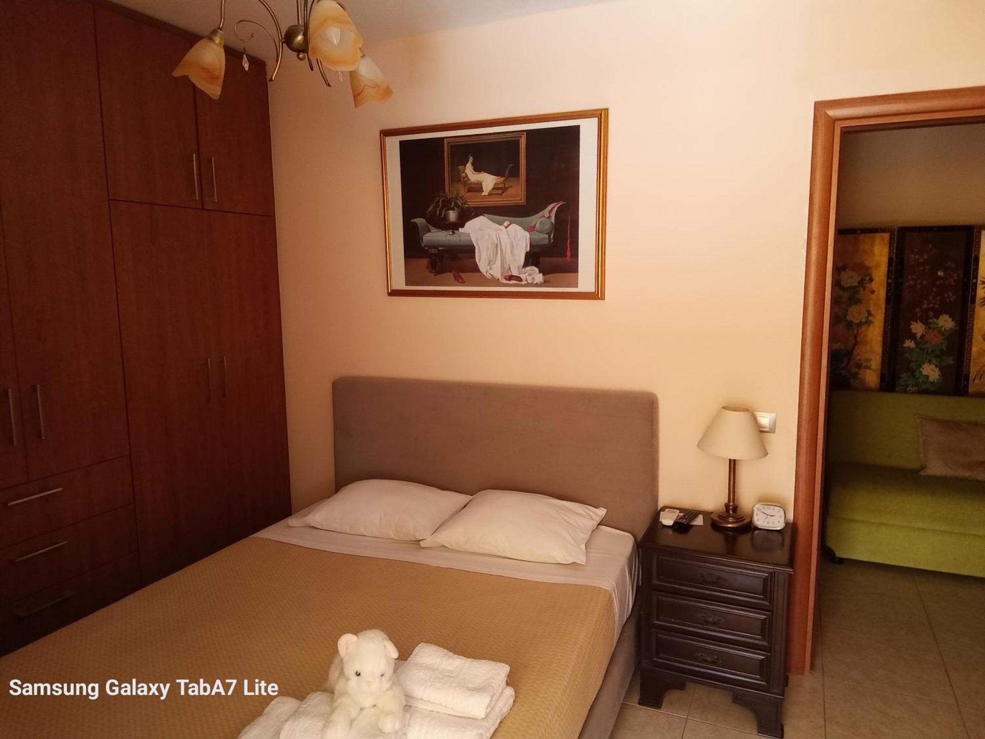 Villa Avatos - Near To The Port Of Rafina And The Airport Of Athens Agios Spyridon  Екстер'єр фото